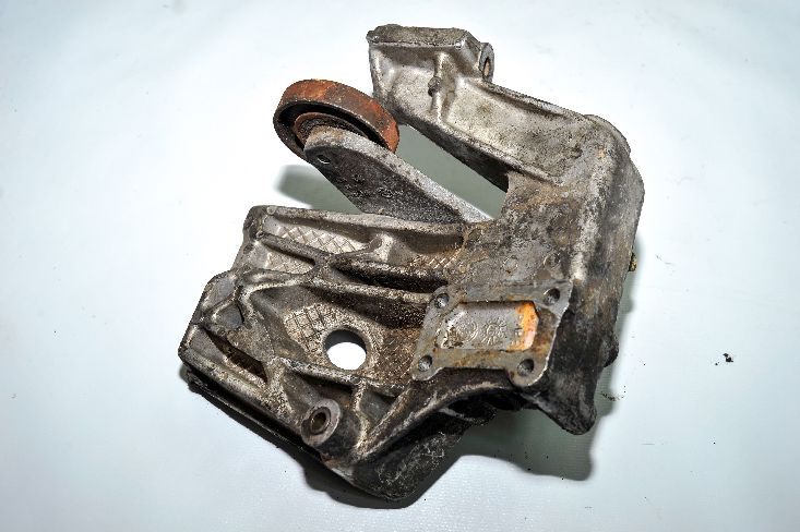 126 BİS ÇIKMA YEDEK PARÇA FİAT ÇIKMA YEDEK PARÇA   (135)PALIO KULAK